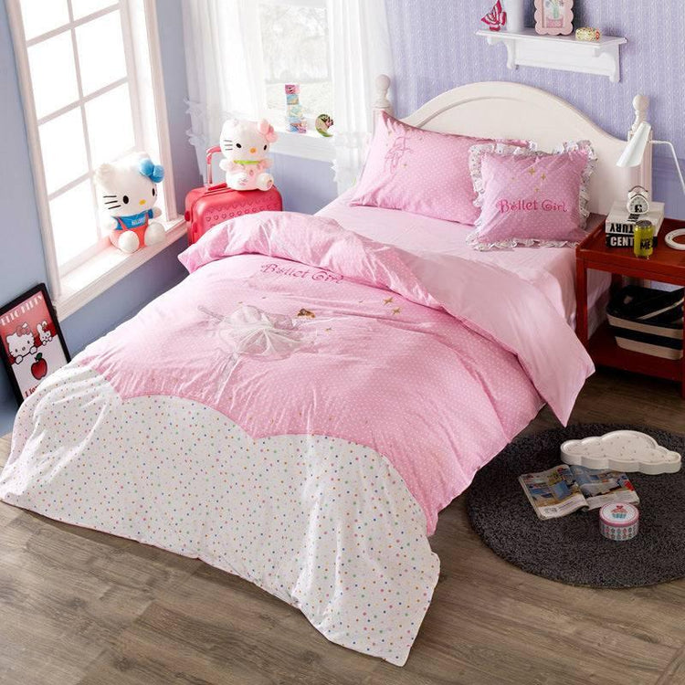 Pink polka dot bedding set with white and multicolor details, ruffled pillow, cotton material, twin size fit in a girl&