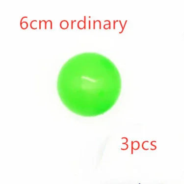 Green plastic ball, 6cm size, ordinary style, smooth surface, set of 3 pieces