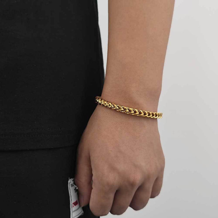 18K pure gold bracelet on wrist, simple and stylish unisex jewelry accessory