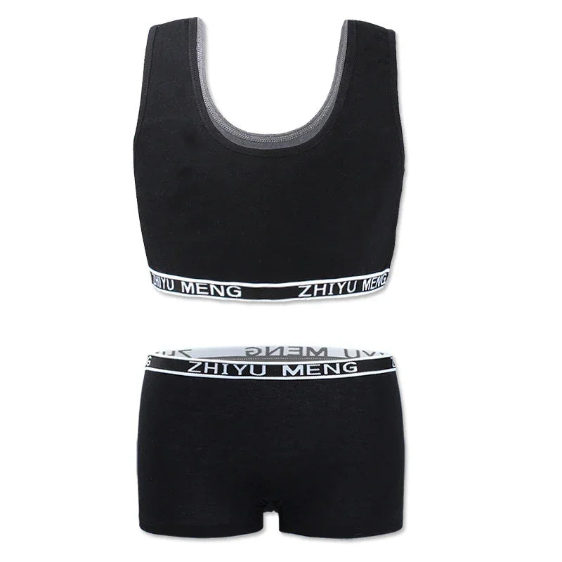 Black cotton sports bra and shorts set with elastic logo waistband, athletic fit
