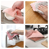 Set of 10 pink and grey microfiber kitchen cloths made of super absorbent coral velvet for cleaning dishes, surfaces, and drying quickly without scratches or lint.