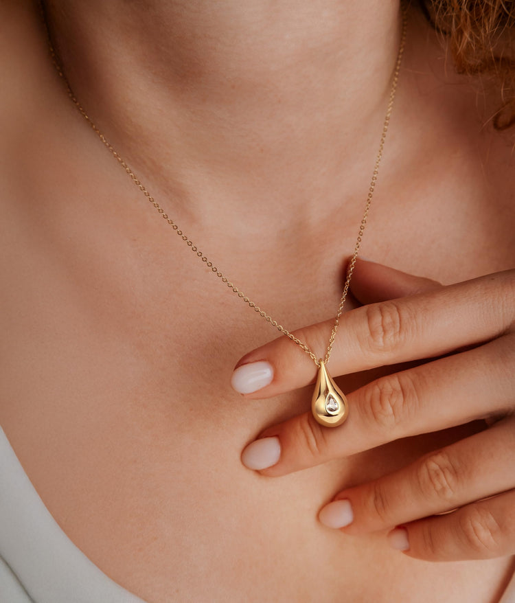 14K gold teardrop necklace with cubic zirconia pendant for women, elegant and trendy everyday jewelry