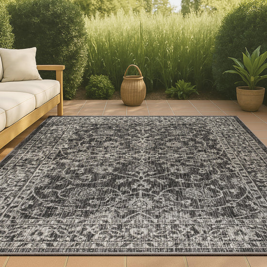 JONATHAN Y Vine and Border Indoor Outdoor Area Rug 8X10 Black/Gray, Palazzo Textured Weave for Backyard, Patio, Porch, Easy-Cleaning, High Traffic, Pet-Friendly, Non-Shedding (SMB103C-8)