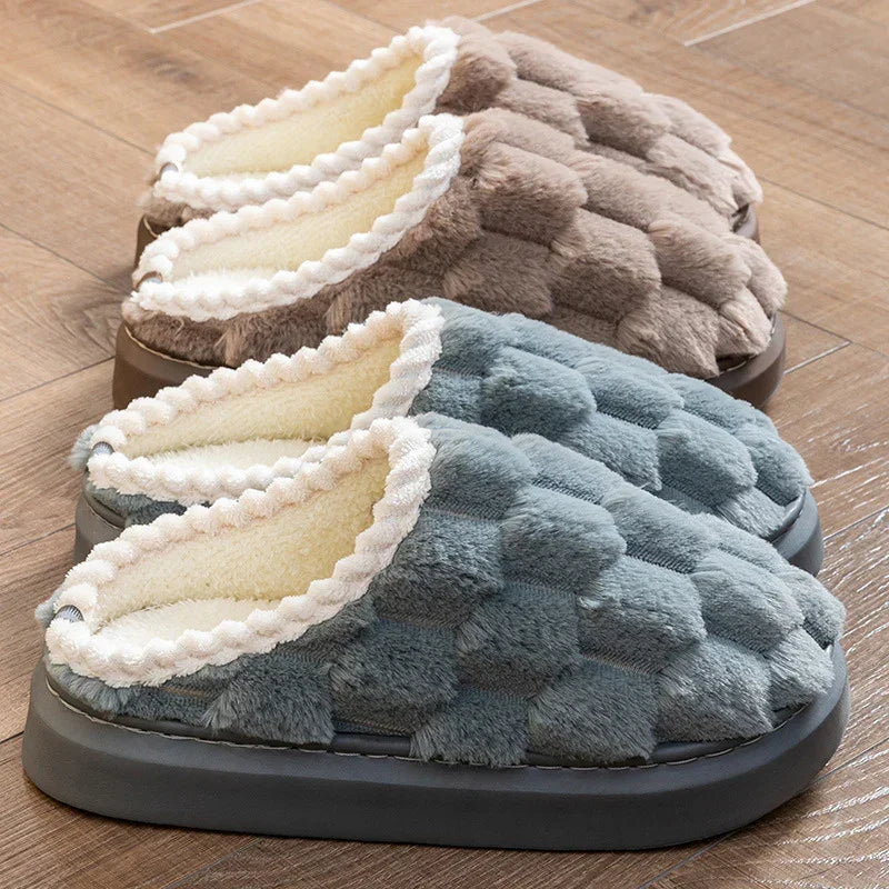 Plush quilted indoor slippers in gray and beige, fleece lining, cushioned sole, cozy fit