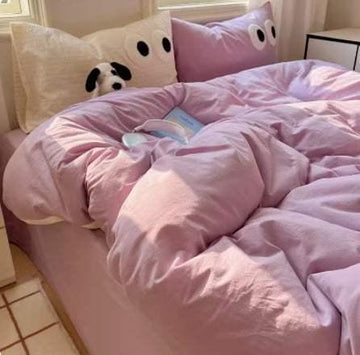 Light purple cotton bedding set with cartoon eye pillowcases, relaxed fit, cozy bedroom